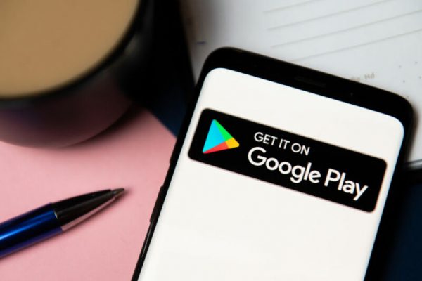 几个在Google Play上有580万次下载的软件被发现盗取用户的Facebook密码